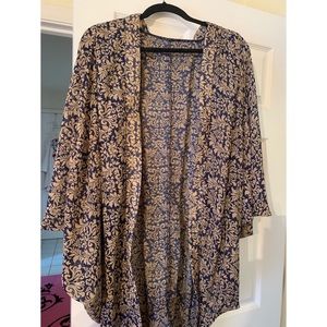 Kimono with baroque print